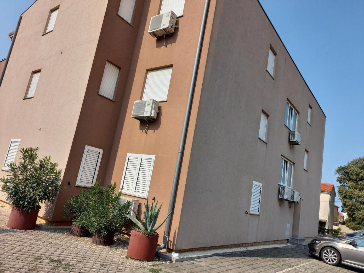 Apartman Silva Biograd Na Moru Eksteriør bilde